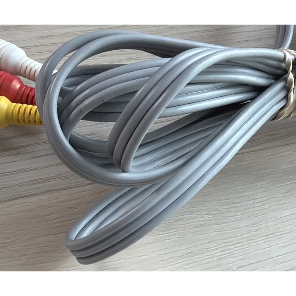 Original OEM Nintendo Wii Audio Video AV Cable Cord RVL-009